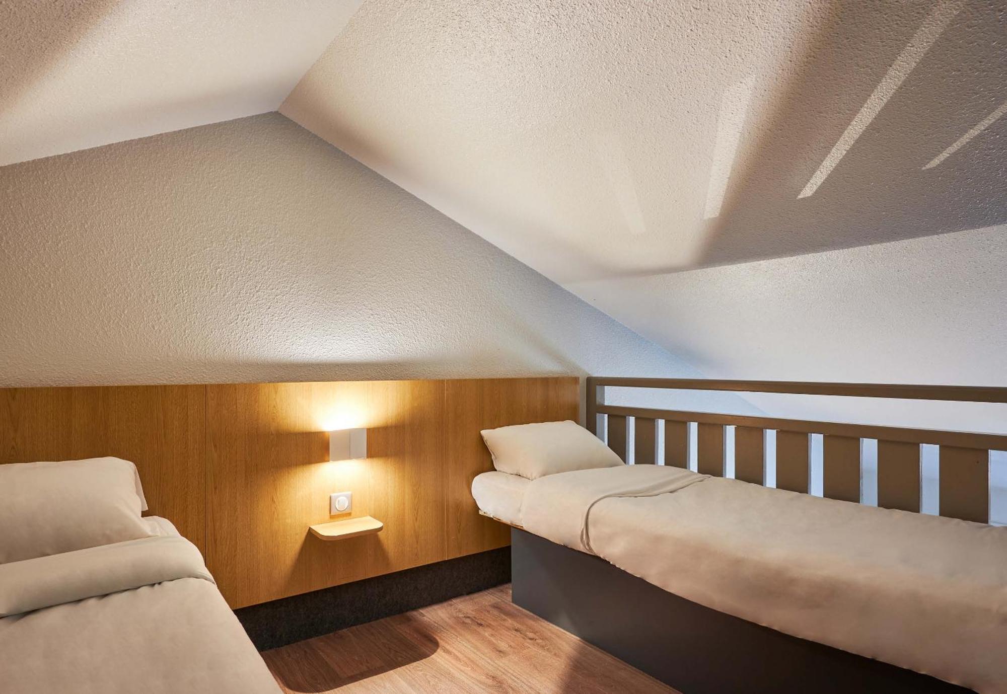 B&B Hotel Cherbourg Bagian luar foto