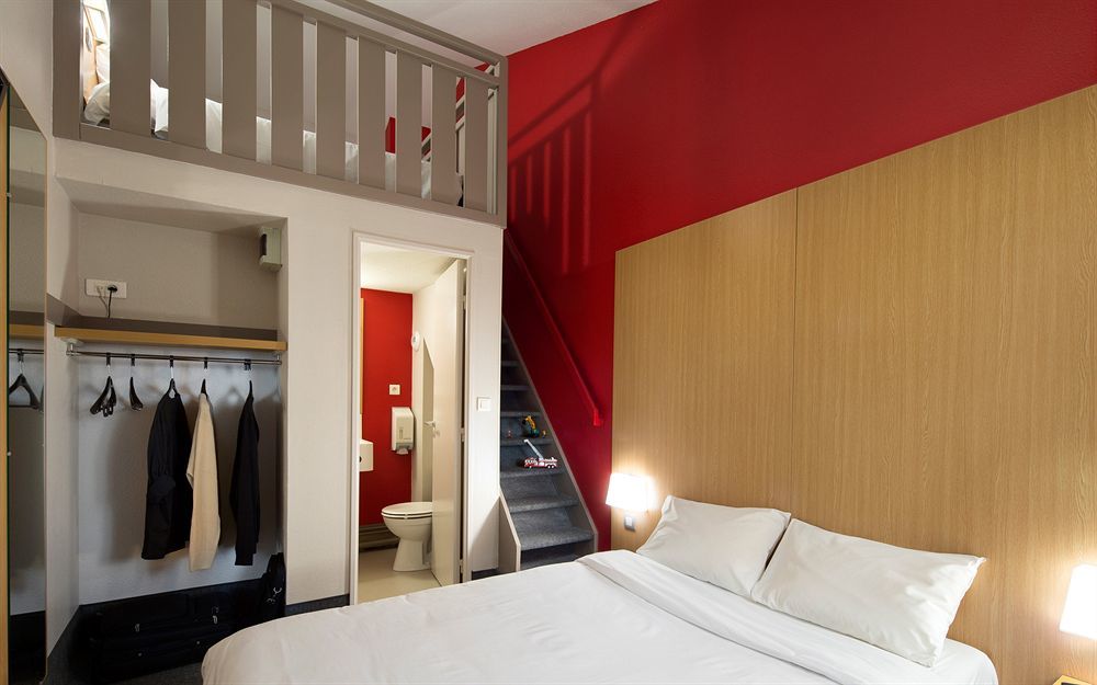 B&B Hotel Cherbourg Bagian luar foto