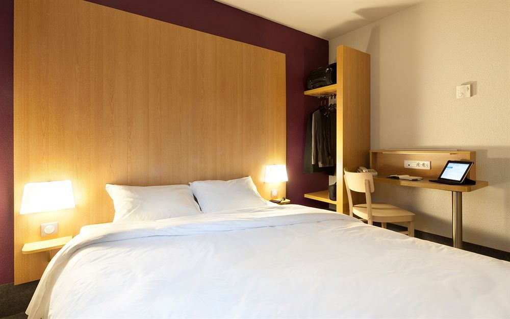 B&B Hotel Cherbourg Bagian luar foto